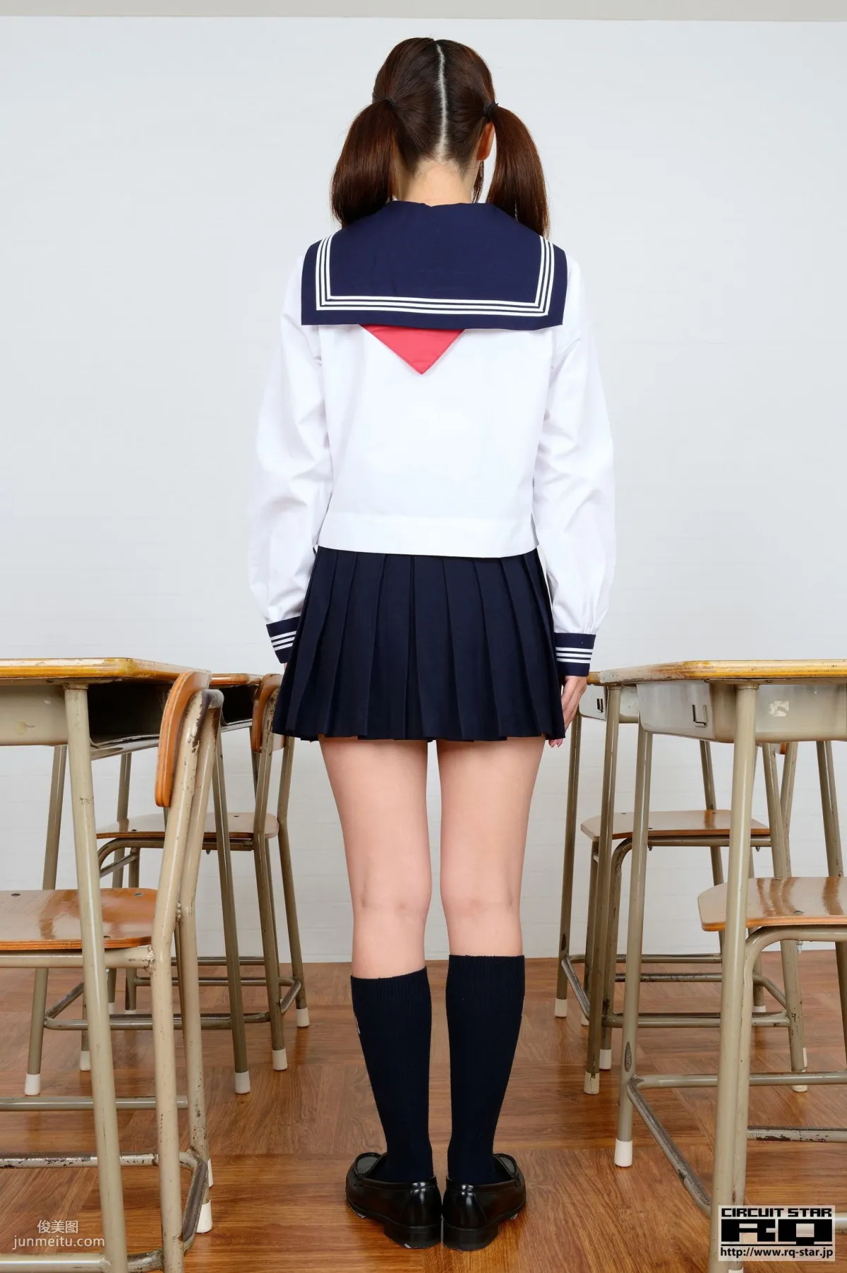 [RQ-STAR] NO.00859 YUKI School Girl 校服 写真集5