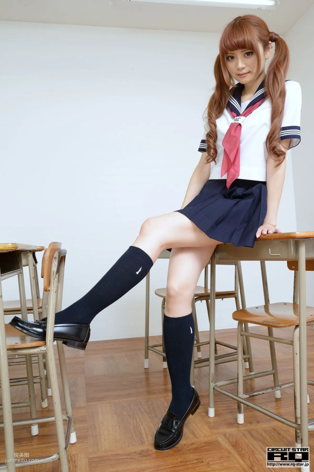 [RQ-STAR] NO.00831 朔矢あいね Sailor Girl 水手服 寫真集 10