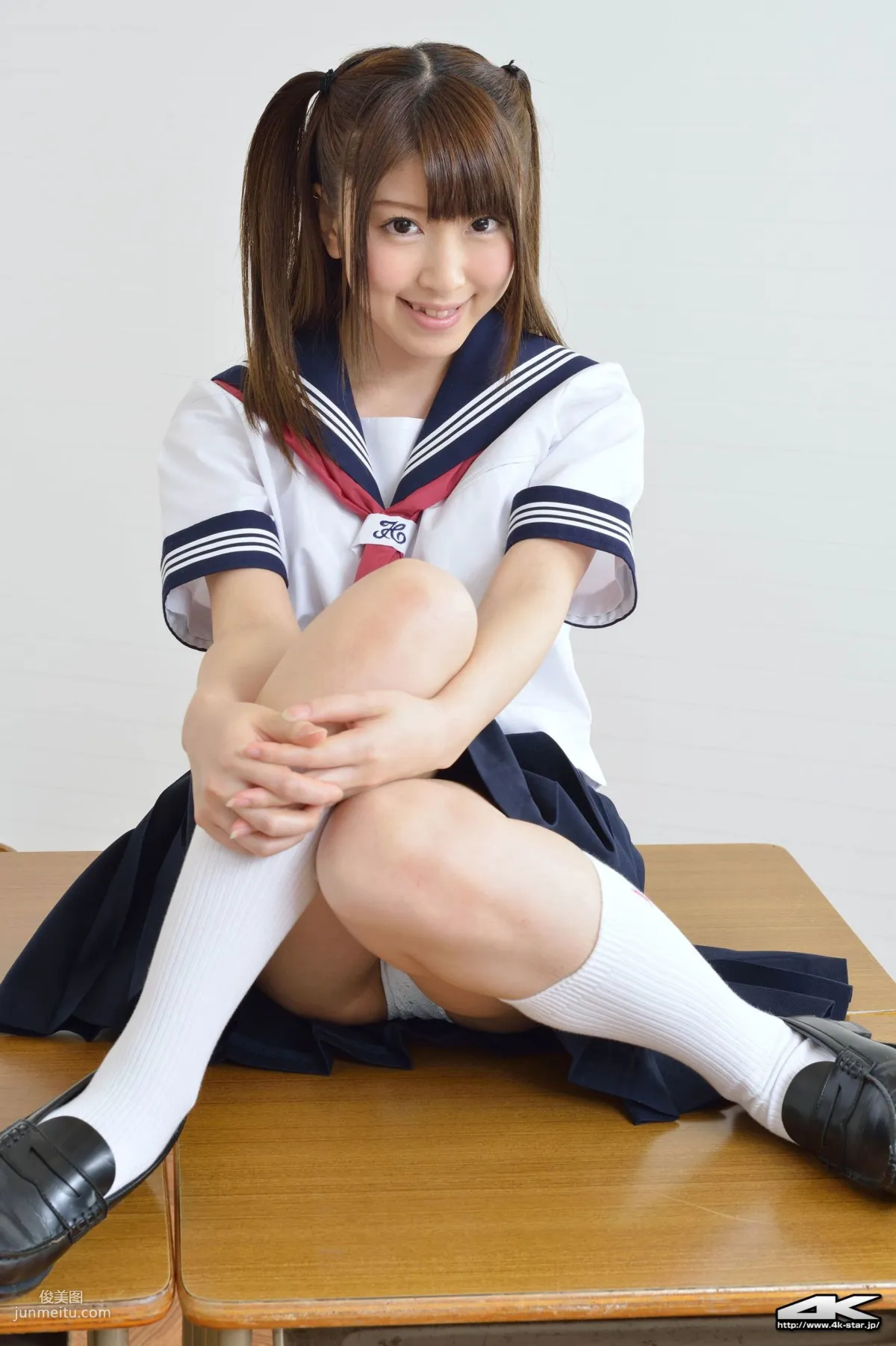 [4K-STAR] NO.00204 譽田みに School Girl JK校服 寫真集 50