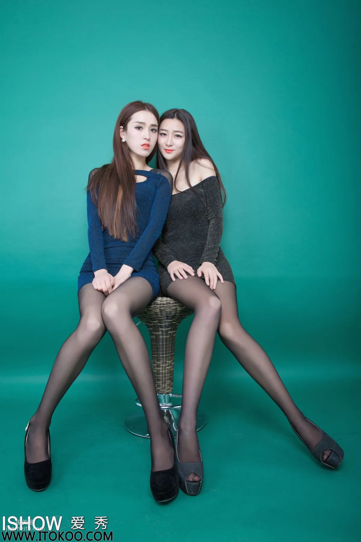 小汝Ruby、小煜CC《包臀套裙+黑絲美腿》 [ISHOW愛秀] NO.033 寫真集 18