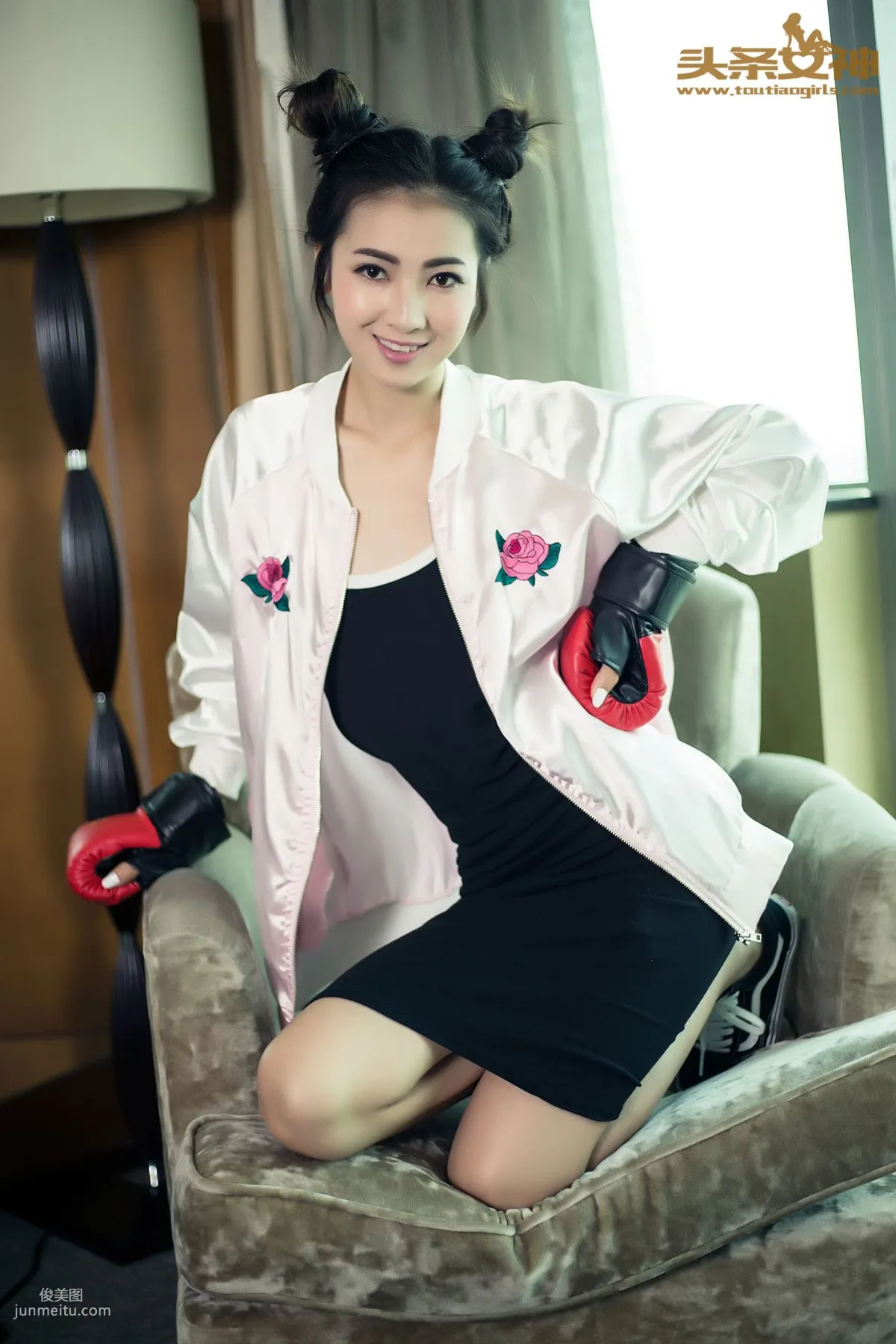 張爽《定義為16歲的少女難道隻有萌嗎》 [頭條女神] 寫真集 2