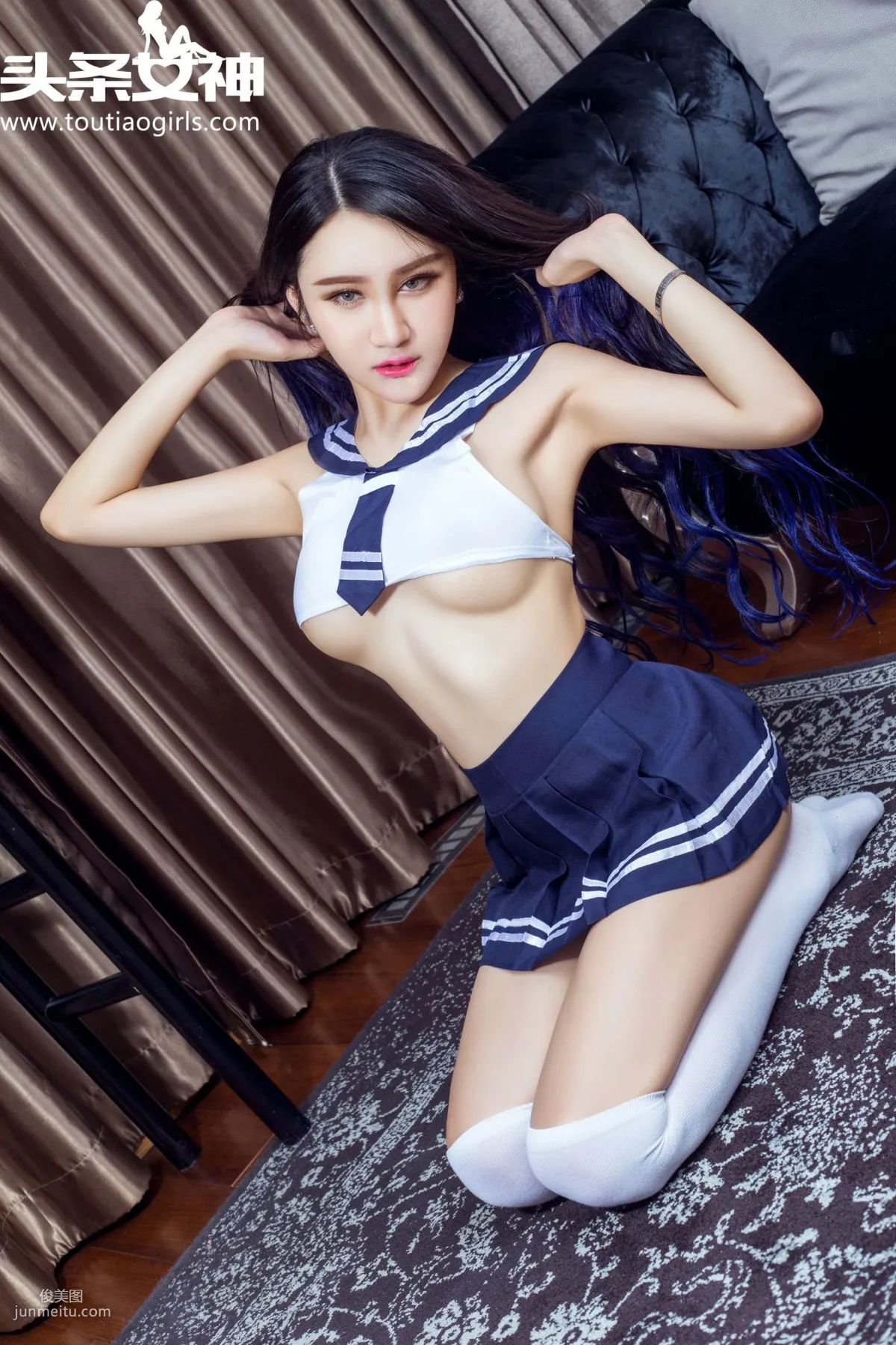 信悅兒《美的香菇 學生制服控》 [頭條女神] 寫真集 5