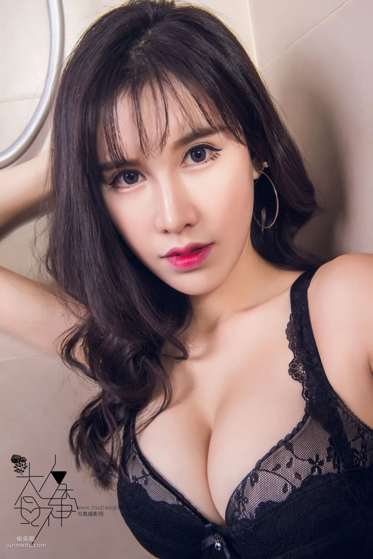 張夢藝《午夜夢呓 黑絲美足》 [頭條女神] 寫真集 15