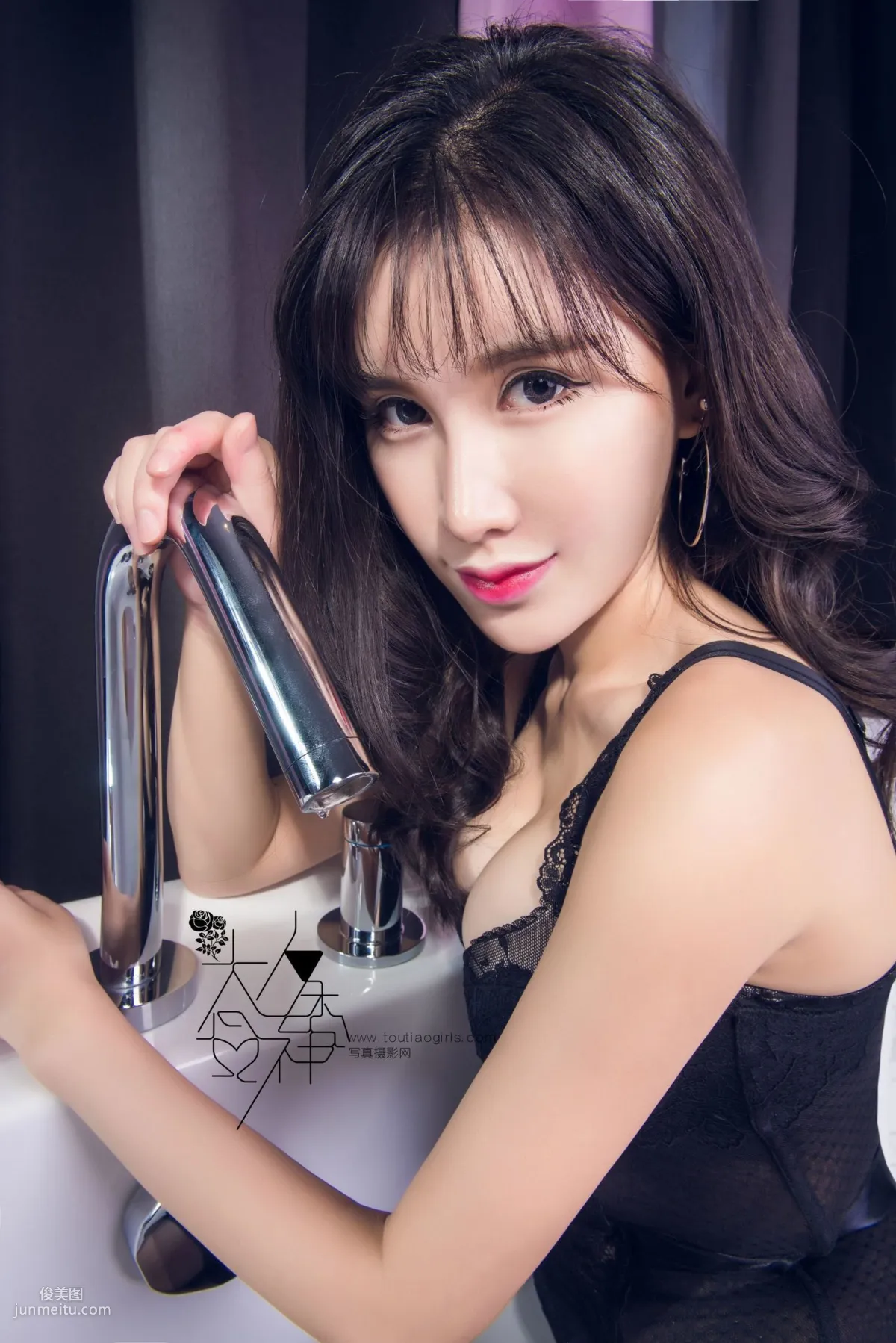 張夢藝《午夜夢呓 黑絲美足》 [頭條女神] 寫真集 4