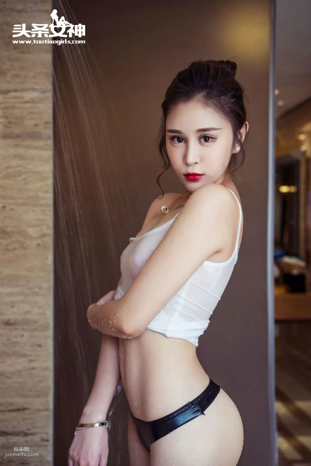 王一涵《完美滿足你所有戀愛夢想的女孩》 [頭條女神] 寫真集 41