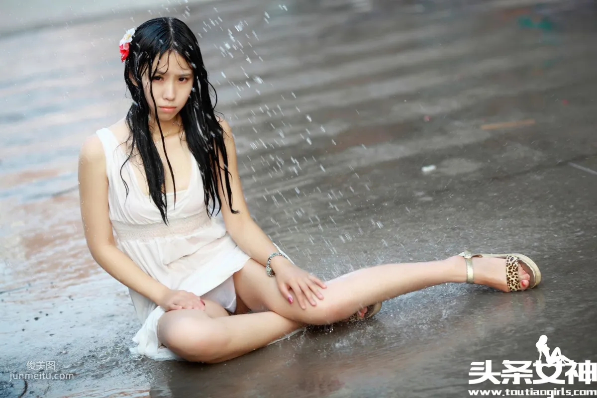 琪琪《异域萝莉》 [头条女神] 写真集21