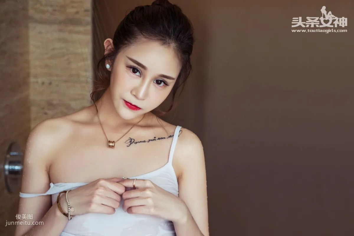 王一涵《完美滿足你所有戀愛夢想的女孩》 [頭條女神] 寫真集 43