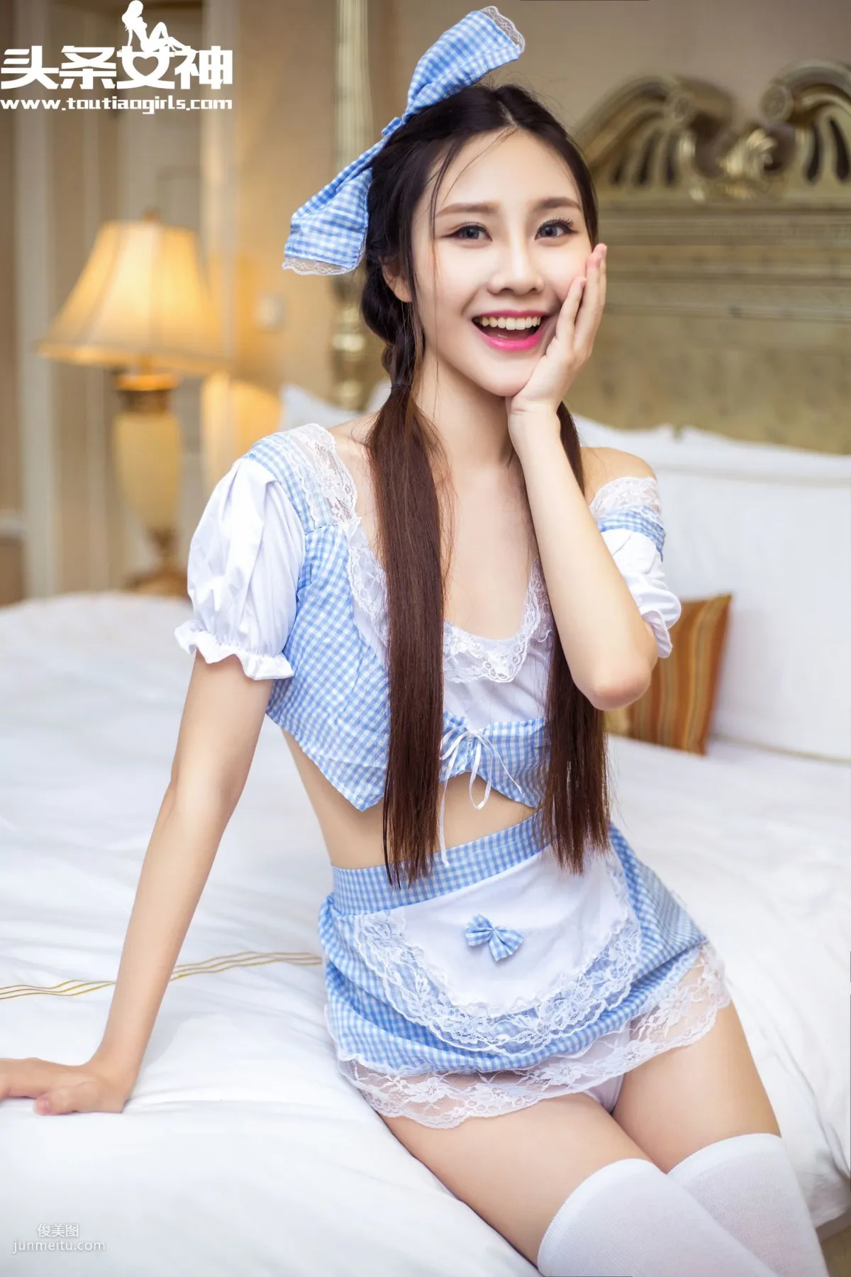 周思超《极致性感天使女仆》 [头条女神] 写真集1