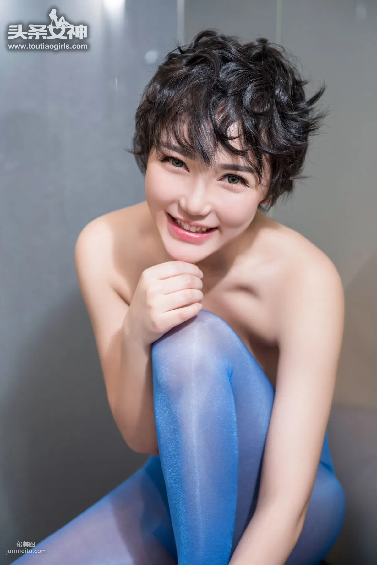大悅悅《老Roger的官邸 剃須刀系列》 [頭條女神] VIP專享 寫真集 19