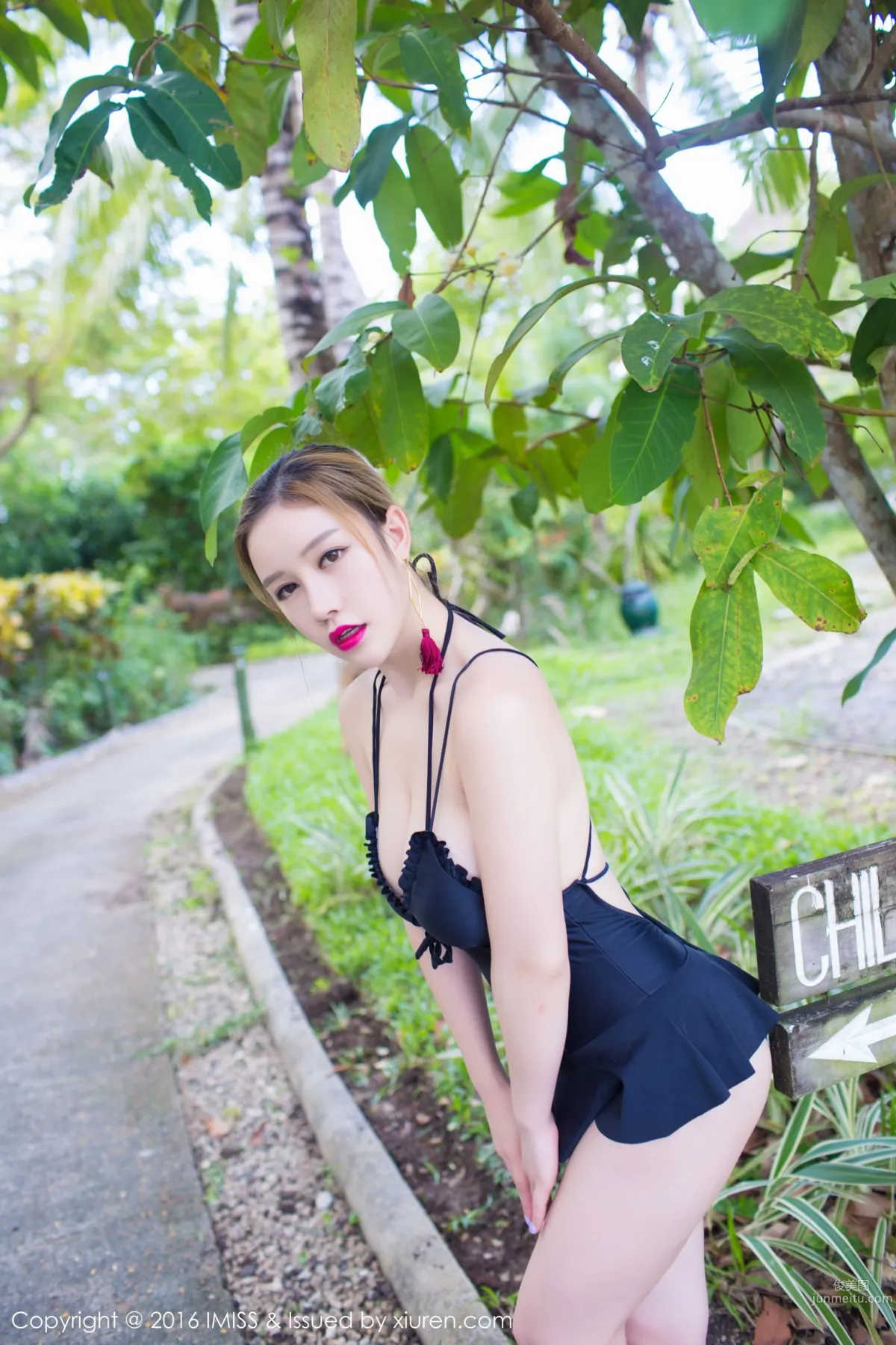 于姬Una《白皙的皮膚，呼之欲出的爆乳》 [愛蜜社IMiss] Vol.061 寫真集 48