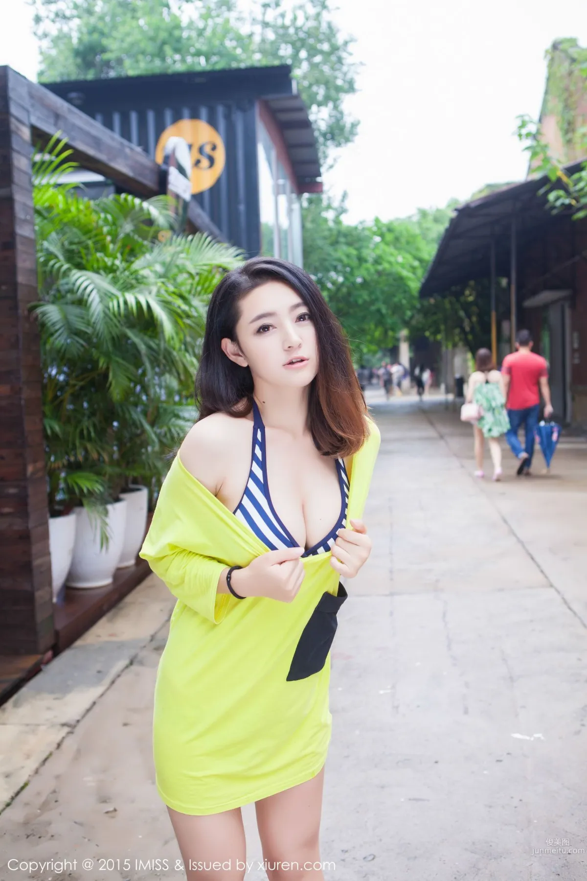 夏茉GIGI《清涼比基尼街拍》 [愛蜜社IMiss] Vol.020 寫真集 32