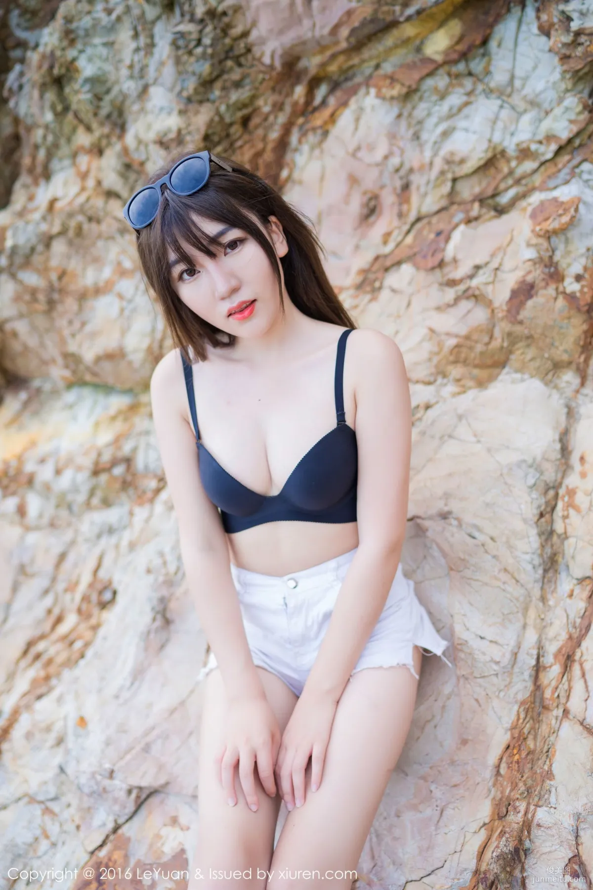 冷不丁《海邊外拍》 [星樂園LeYuan] Vol.011 寫真集 49