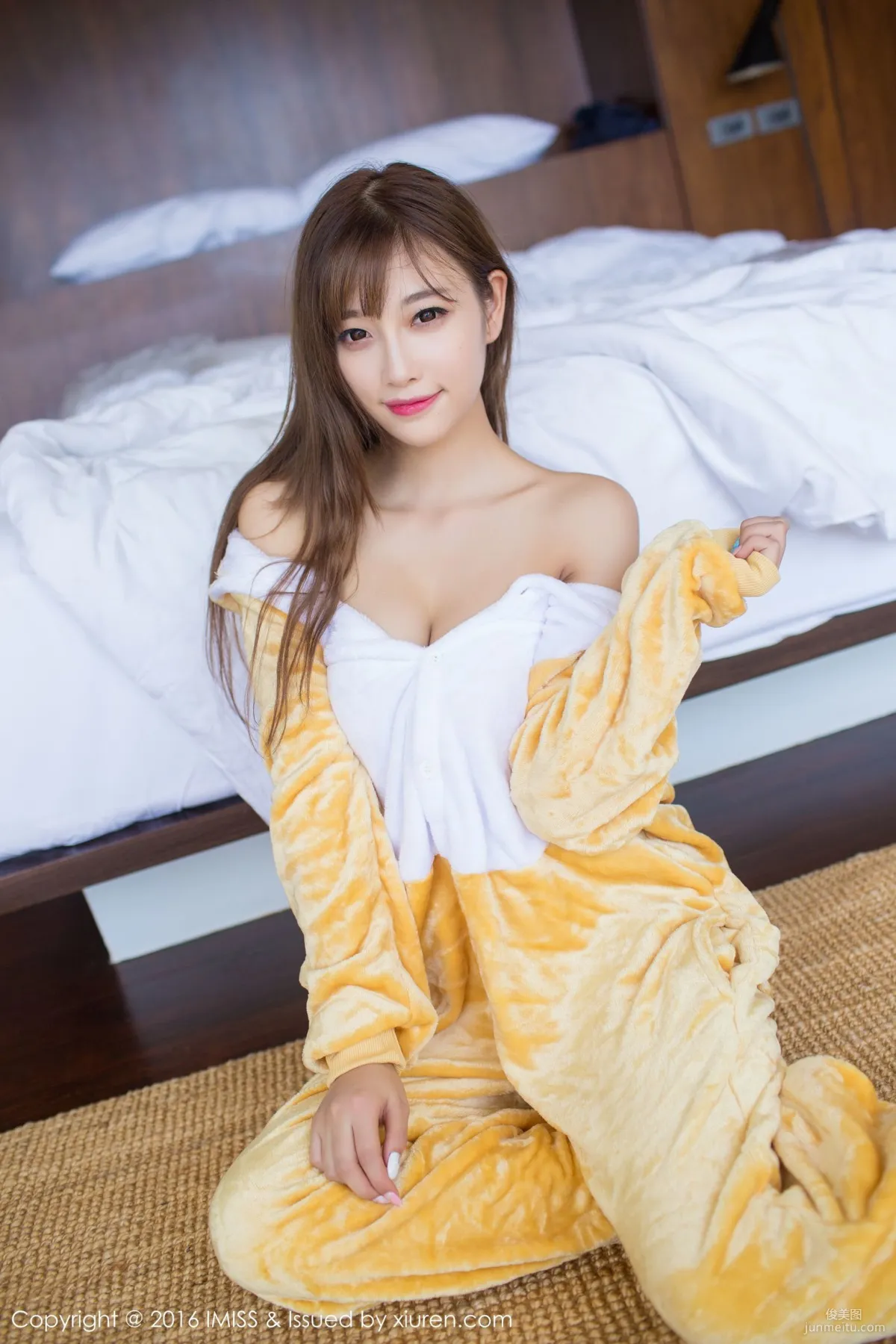 sugar小甜心CC《美女扮野獸+旗袍與絲襪》 [愛蜜社IMiss] Vol.136 寫真集 13
