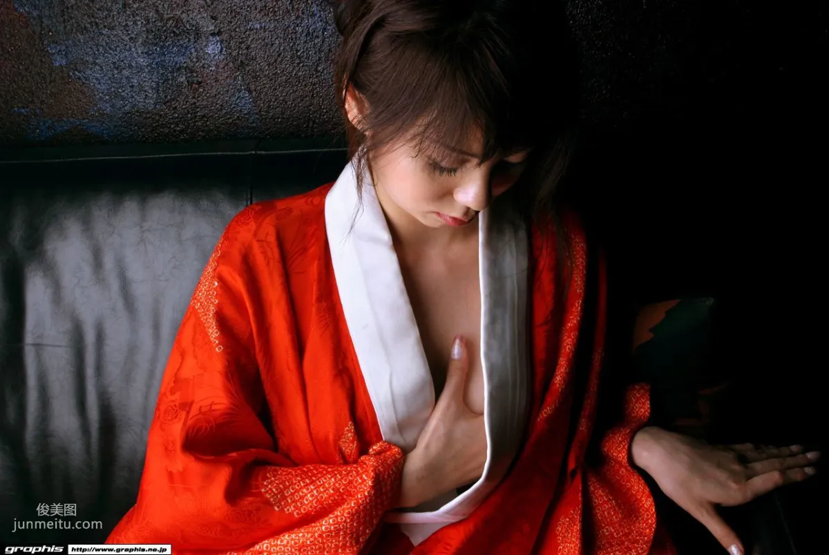 藤森くらら/英裡奈 [Graphis] First Gravure 初脫ぎ娘 寫真集 28