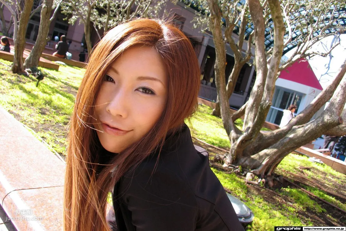 [Graphis] First Gravure 初脫ぎ娘 Seira Misaki 三咲せいら 寫真集 5