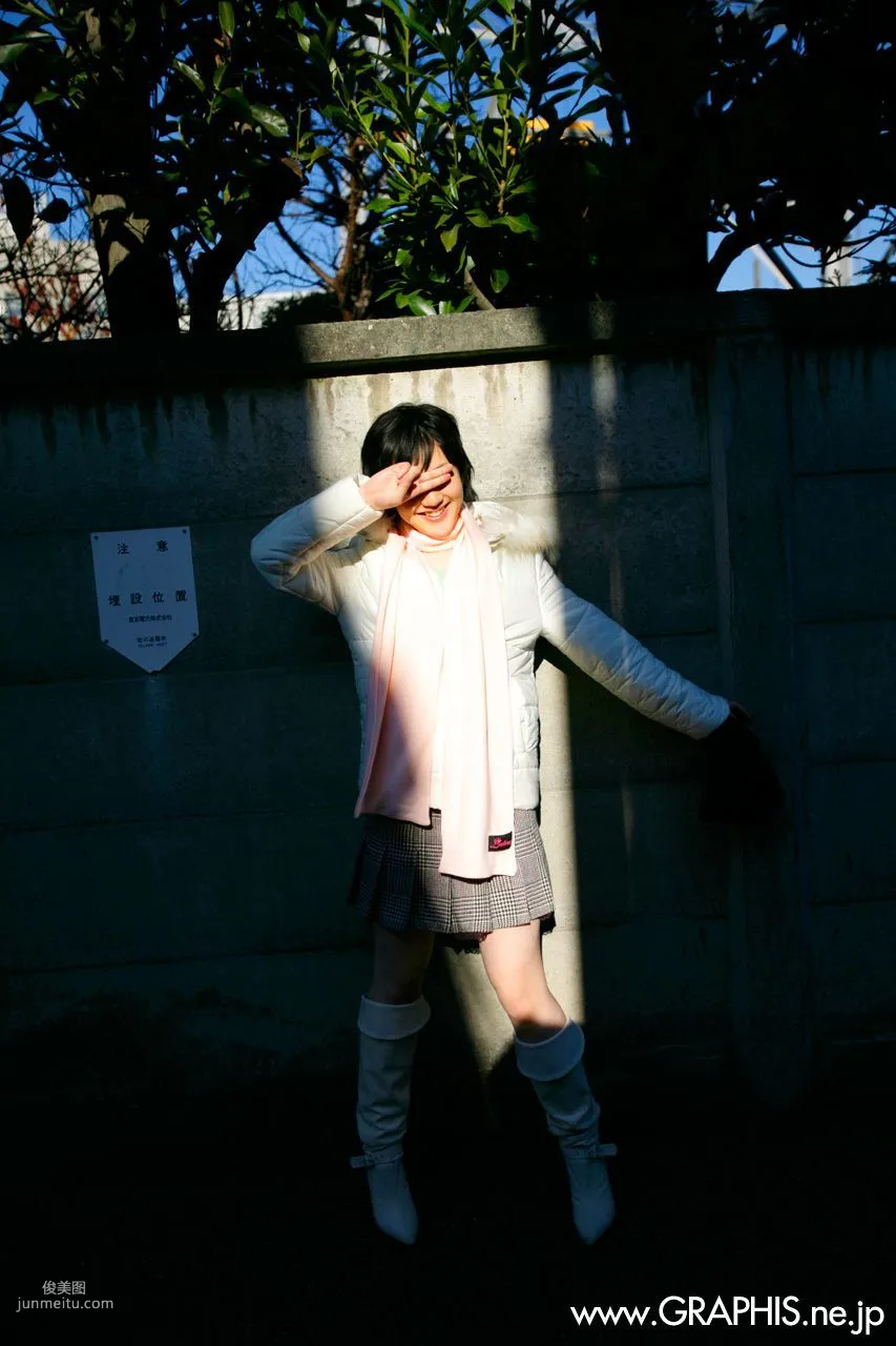 Uran Minami 南優蘭 [Graphis] First Gravure 初脫ぎ娘 寫真集 21
