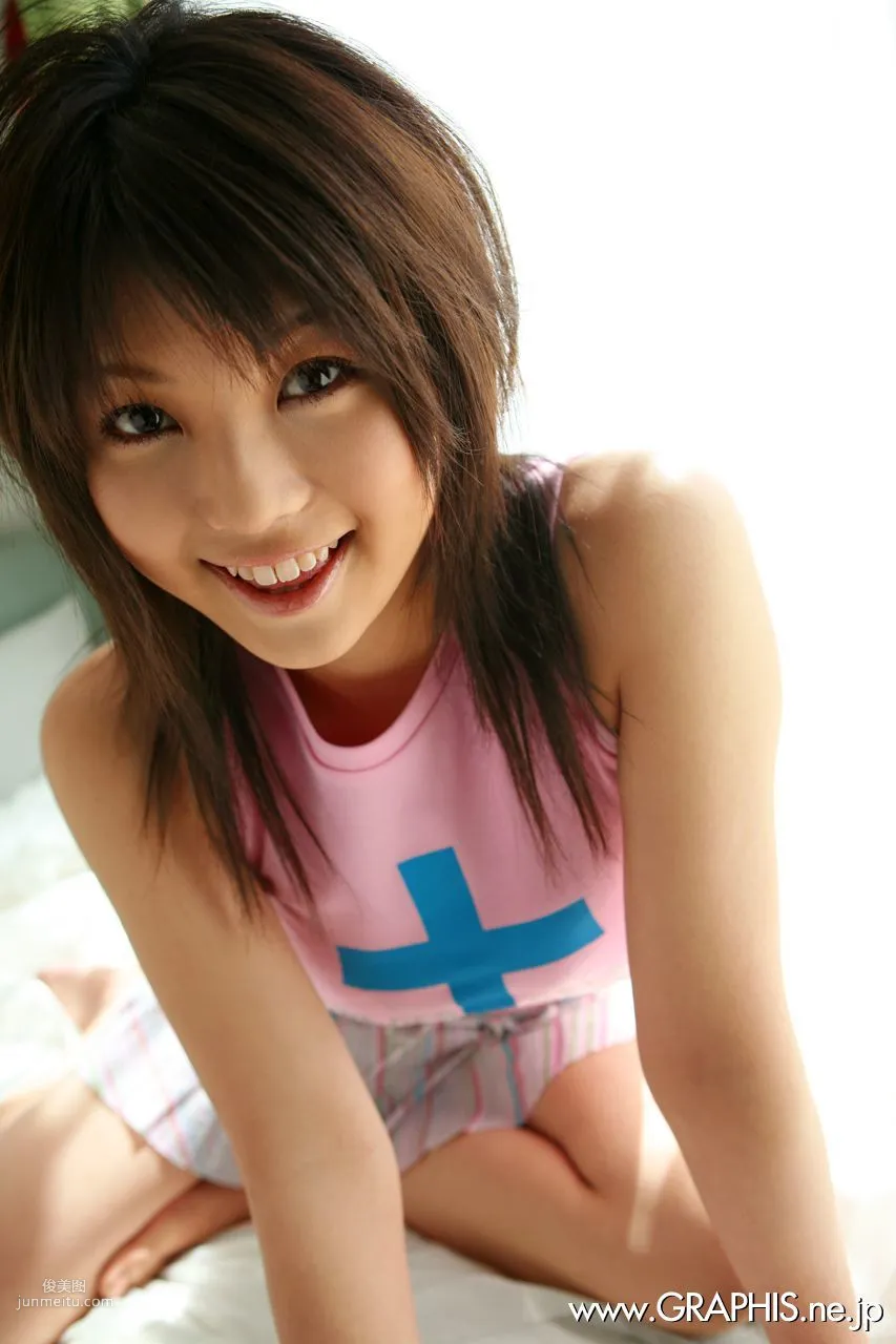 [Graphis] First Gravure 初脫ぎ娘 春咲あずみ/春咲梓美 寫真集 14