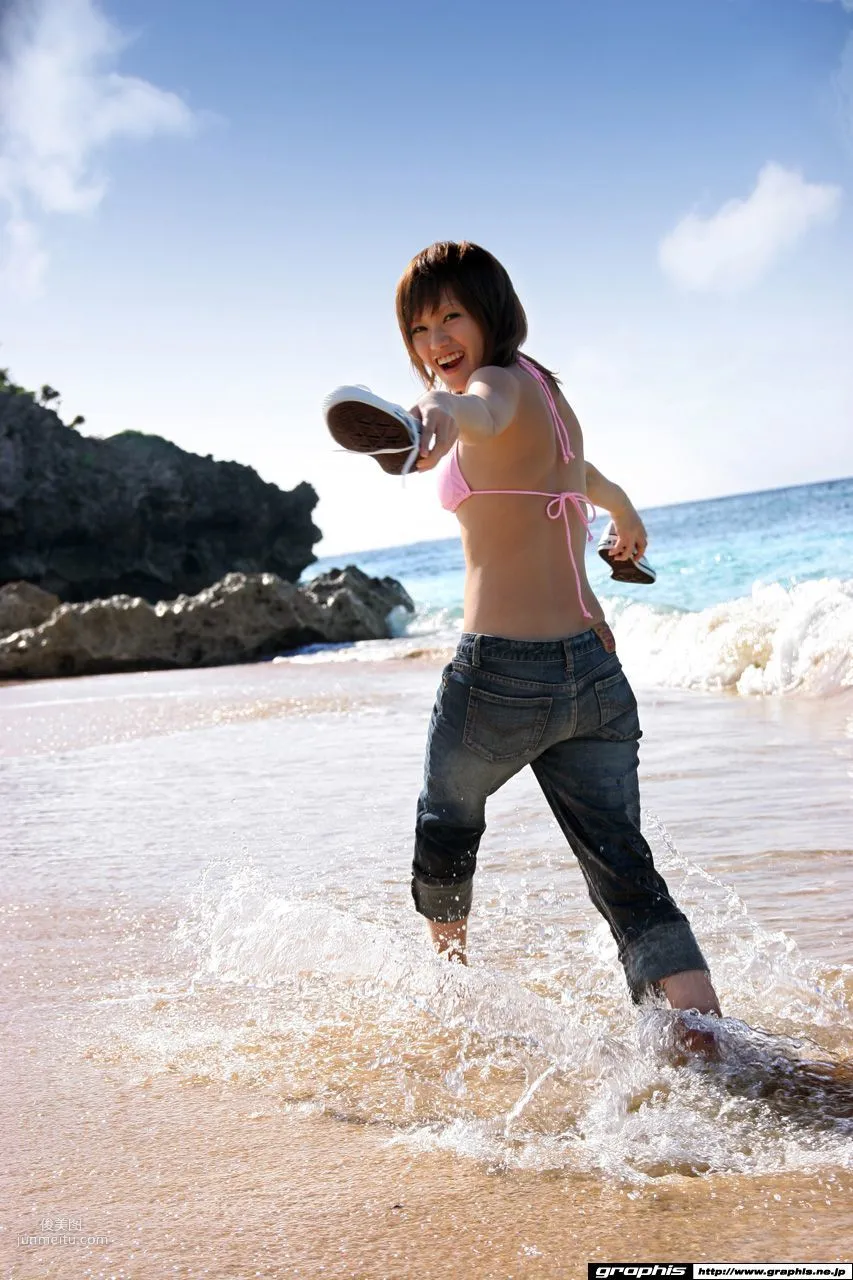 喜田嶋りお/喜田嶋理緒《Beyond the Sky》 [Graphis] Gals 寫真集 10