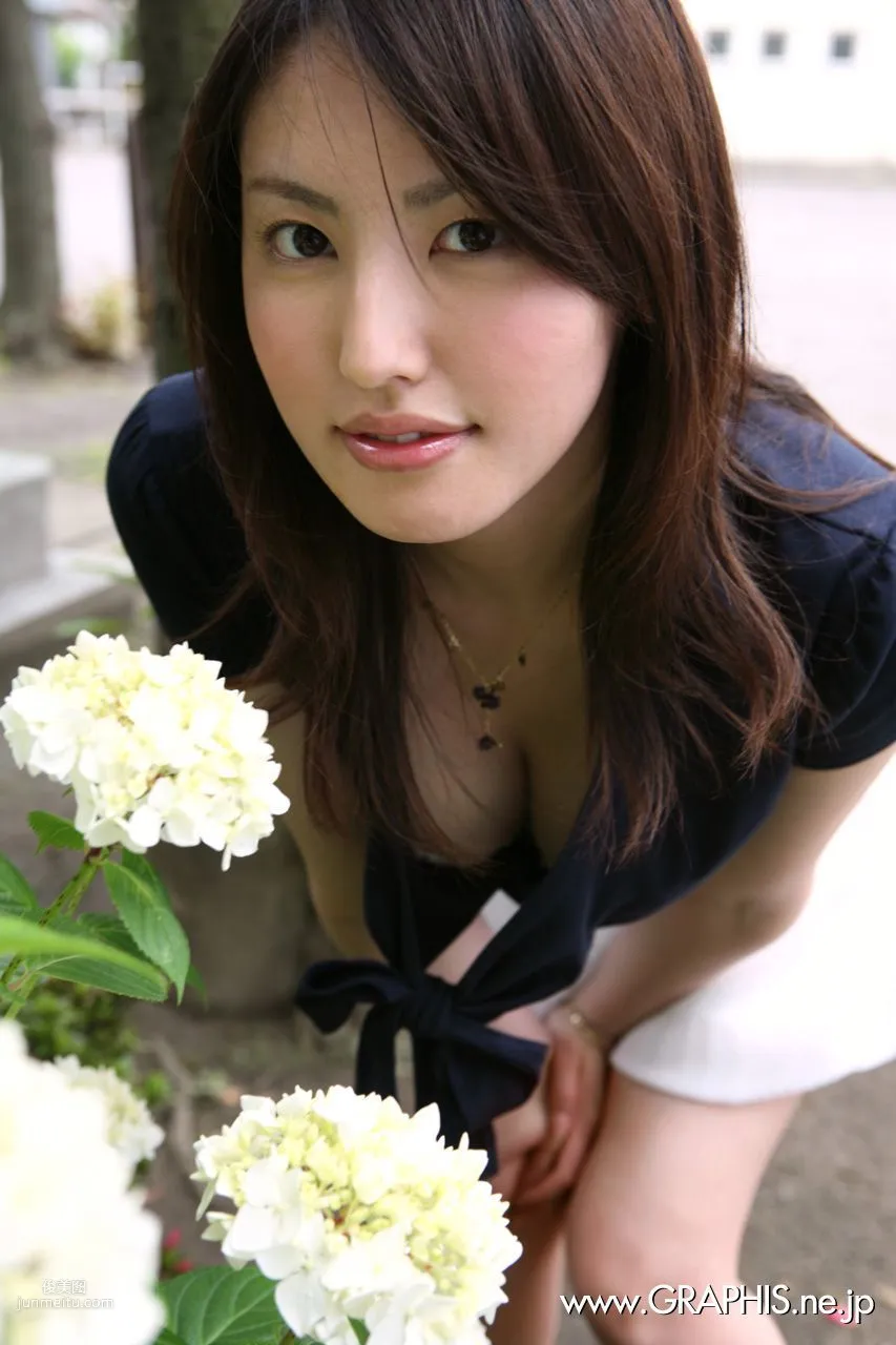 Takako Kitahara 北原多香子 [Graphis] First Gravure 初脫ぎ娘 寫真集 1