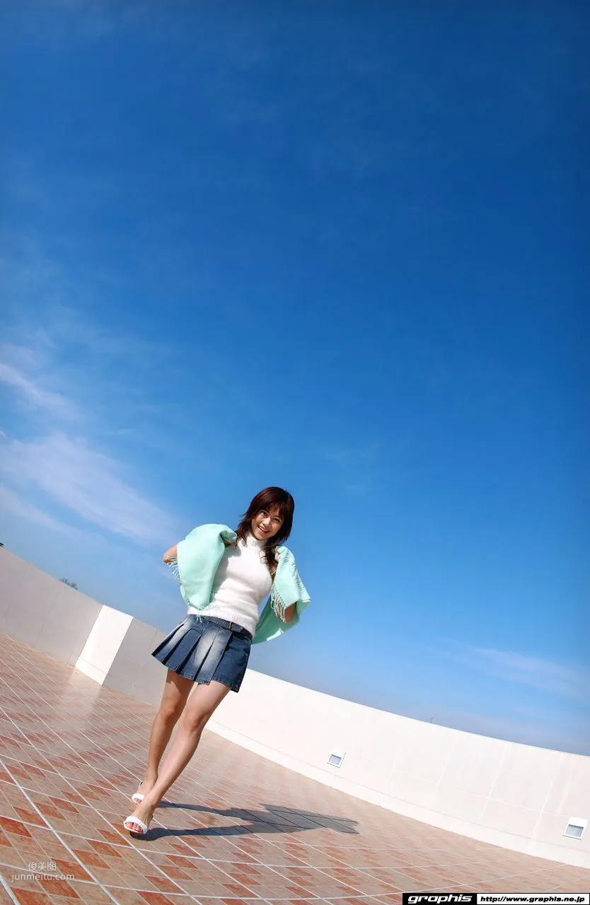 あいか瞬/爱香瞬 《Tiny Stroll》 [Graphis] Gals 写真集4