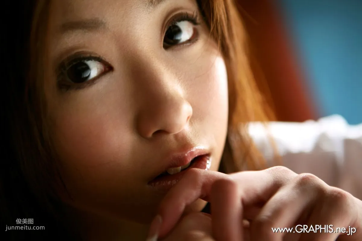 Nana Otone 乙音奈々 [Graphis] First Gravure 初脫ぎ娘 寫真集 16