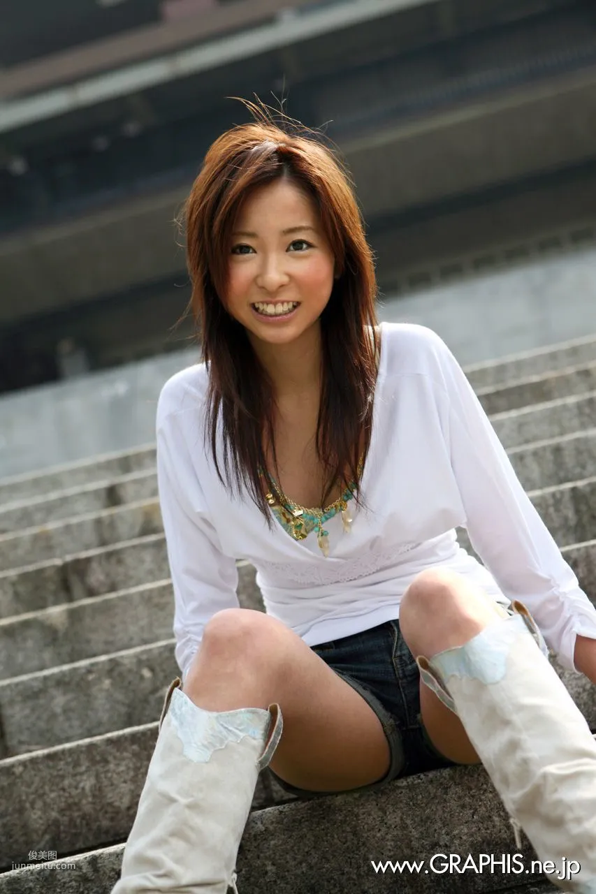 Nana Otone 乙音奈々 [Graphis] First Gravure 初脫ぎ娘 寫真集 6