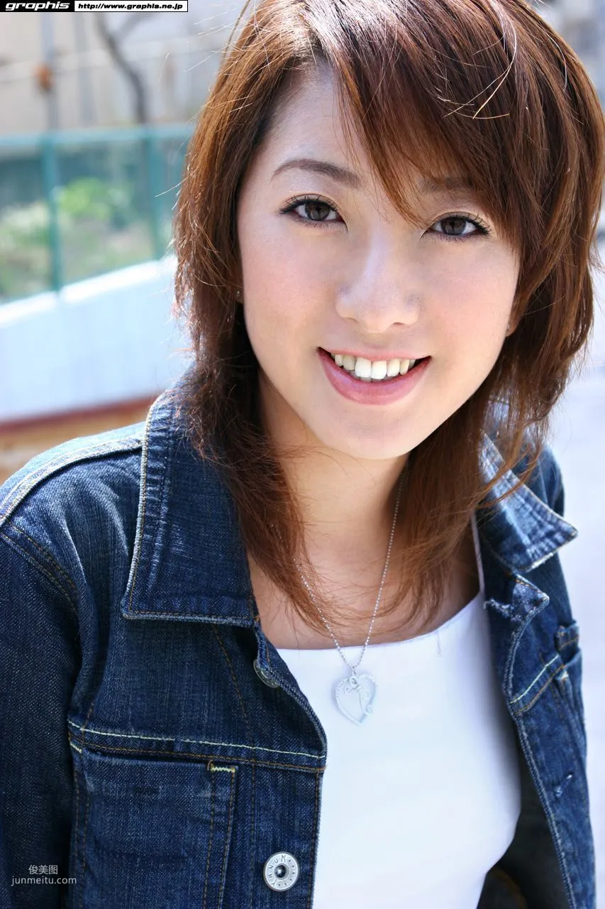 [Graphis] First Gravure 初脱ぎ娘 Jyuri Kanou 叶樹梨 写真集2