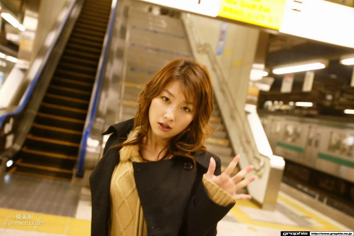 桜朱音/櫻朱音 《Access Away》 [Graphis] Gals 寫真集 55