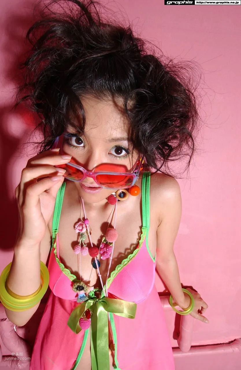 天海麗 《British Hair》 [Graphis] Gals 寫真集 10