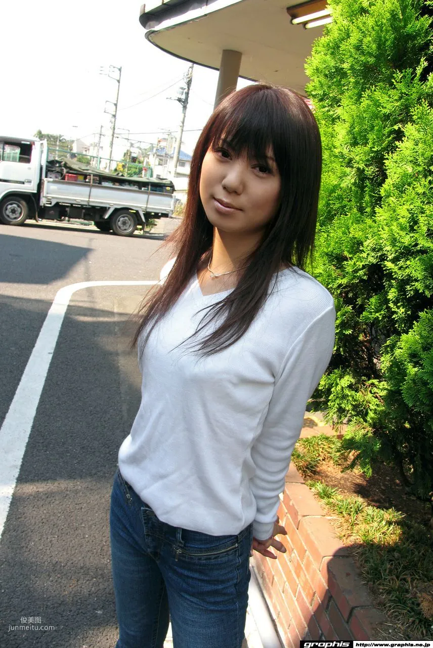 藤森くらら/英裡奈 [Graphis] First Gravure 初脫ぎ娘 寫真集 3