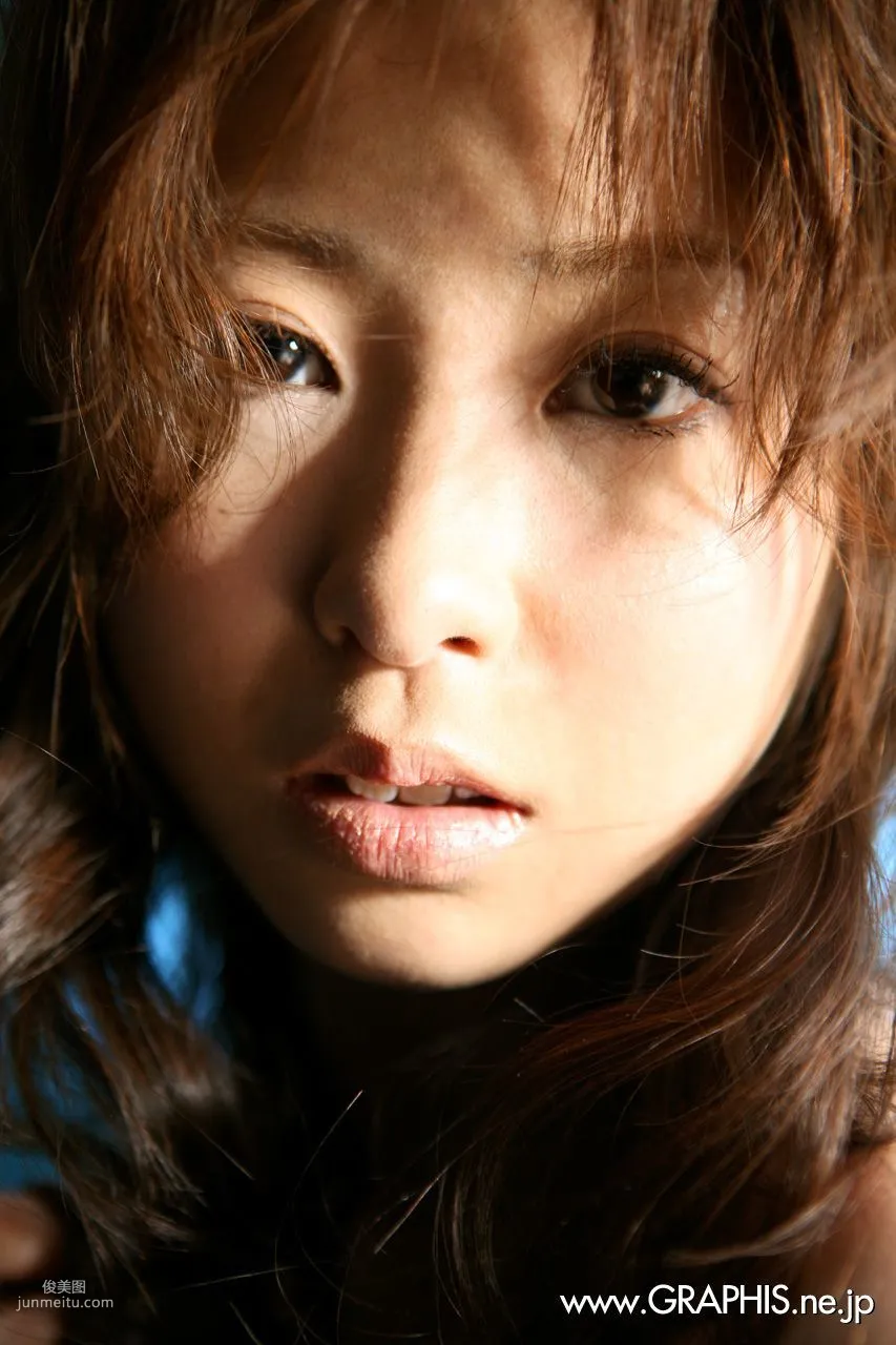 Nana Otone 乙音奈々 [Graphis] First Gravure 初脫ぎ娘 寫真集 25