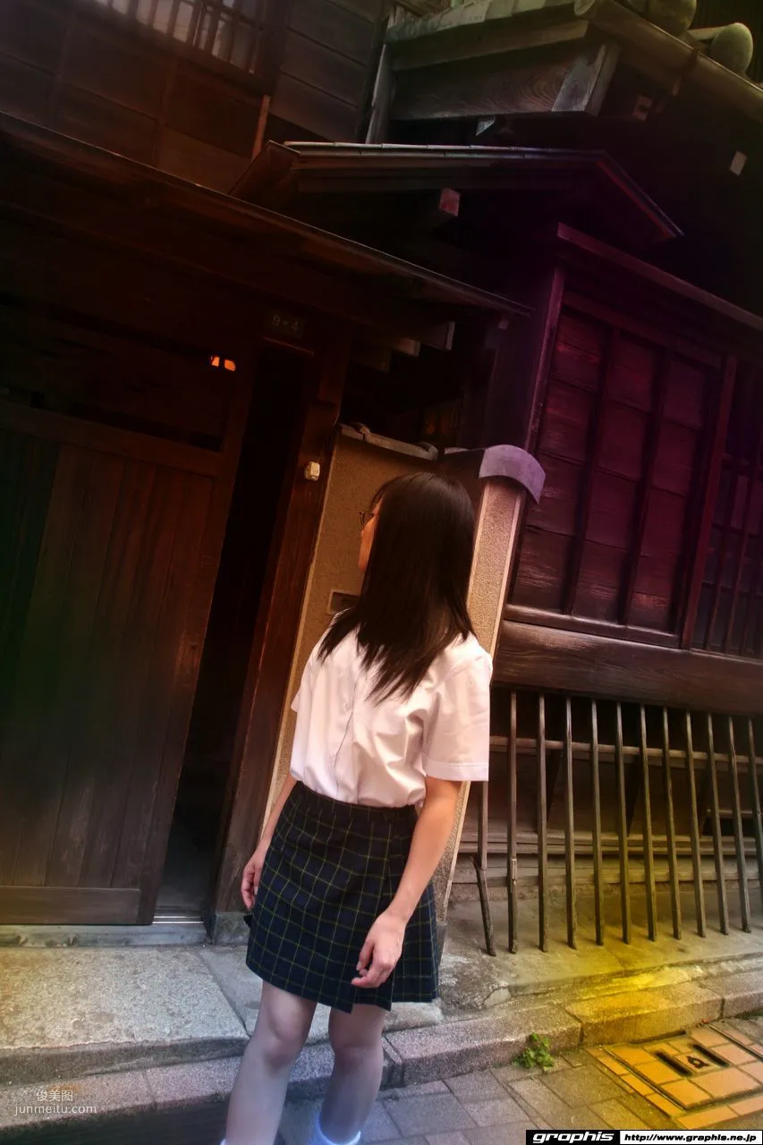 戀野戀《Eanadu Hath Come》 [Graphis] Gals 寫真集 4