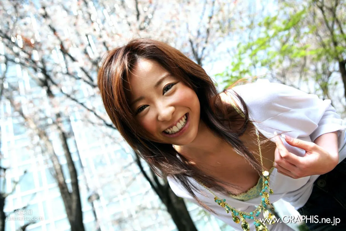 Nana Otone 乙音奈々 [Graphis] First Gravure 初脫ぎ娘 寫真集 9