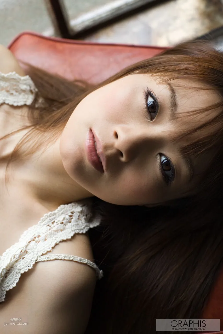 Mayuka Akimoto 秋元まゆ花 [Graphis] First Gravure 初脫ぎ娘 寫真集 29