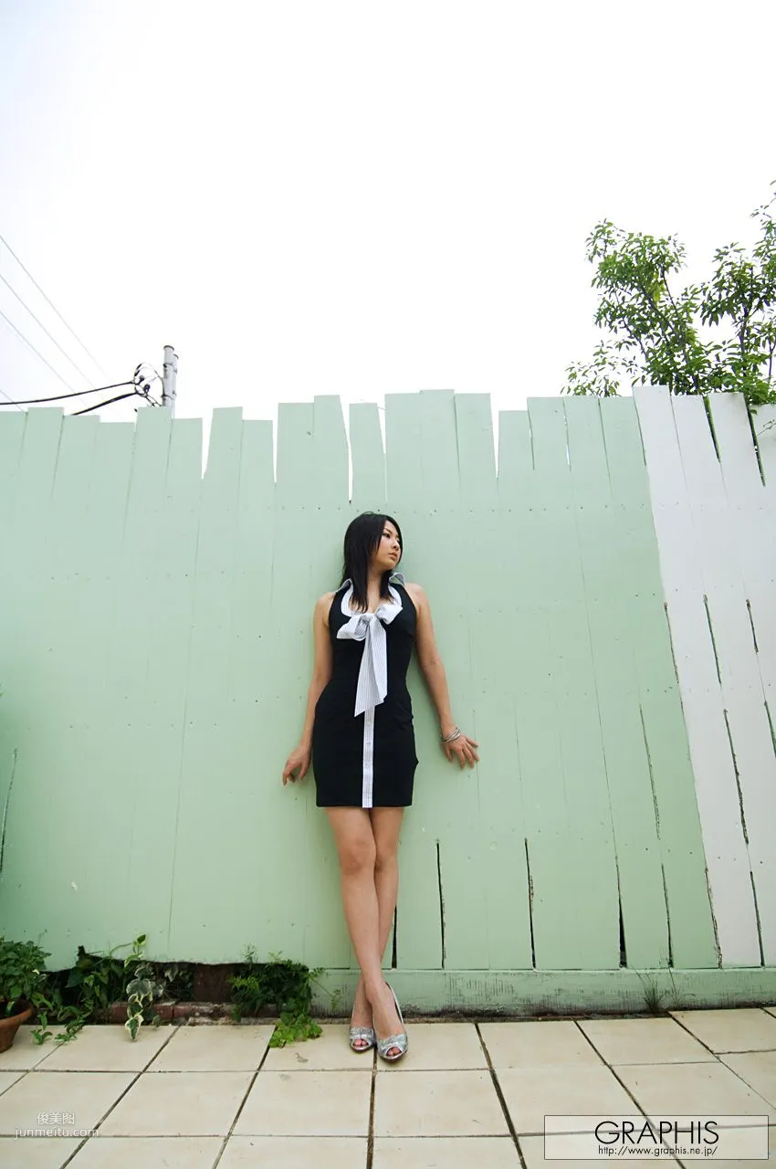 遥めぐみ/遥惠美 《Air》 [Graphis] Gals 写真集1
