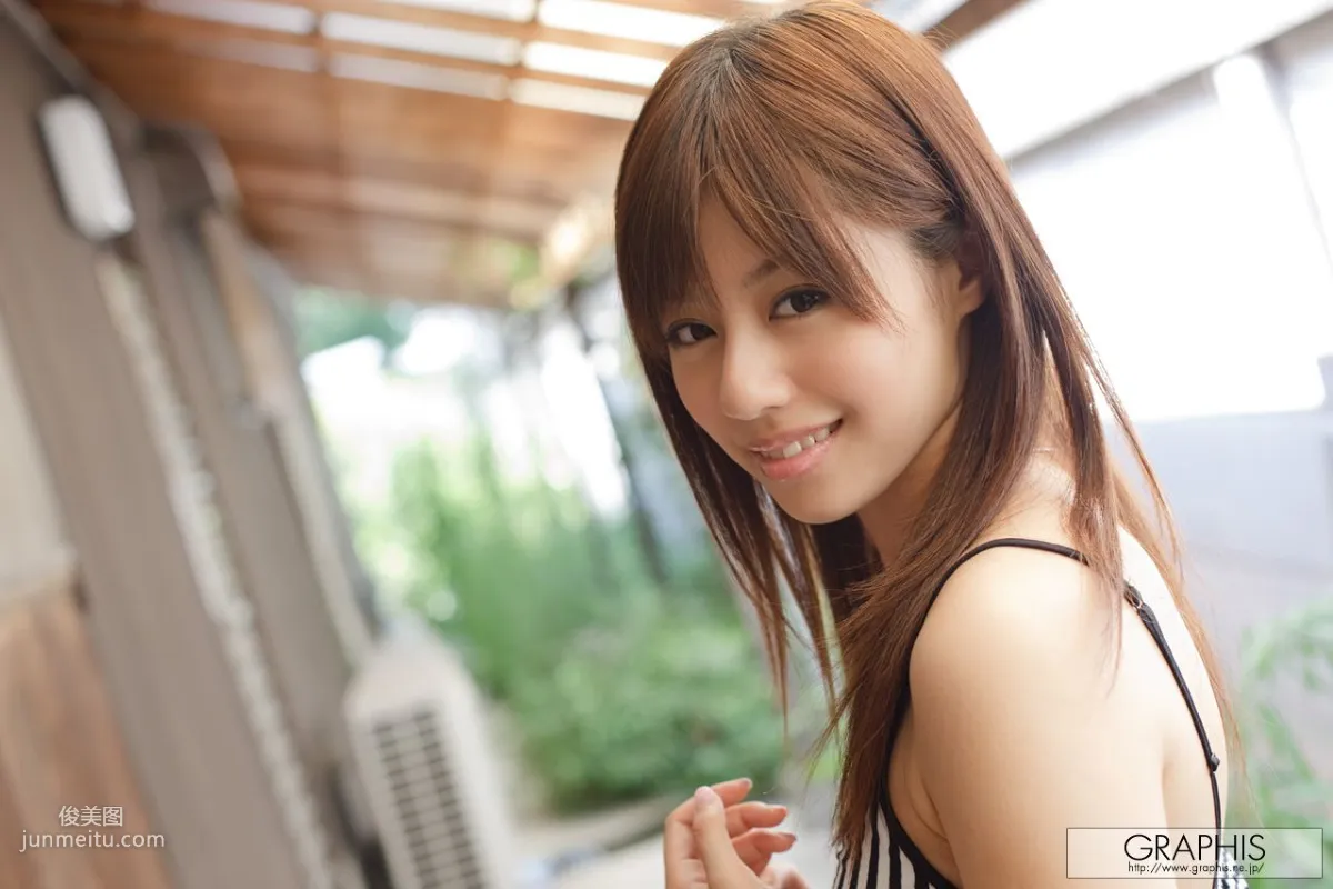 瑠川リナ/琉川裡菜《Pure and Cute》 [Graphis] Gals 寫真集 26