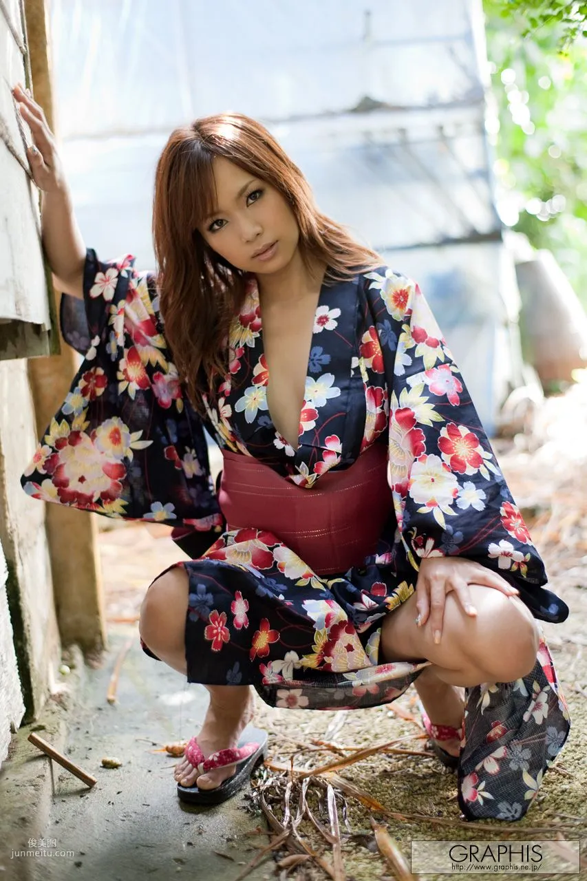 亜希菜/亞希菜《Sunshine》 [Graphis] Gals 寫真集 19