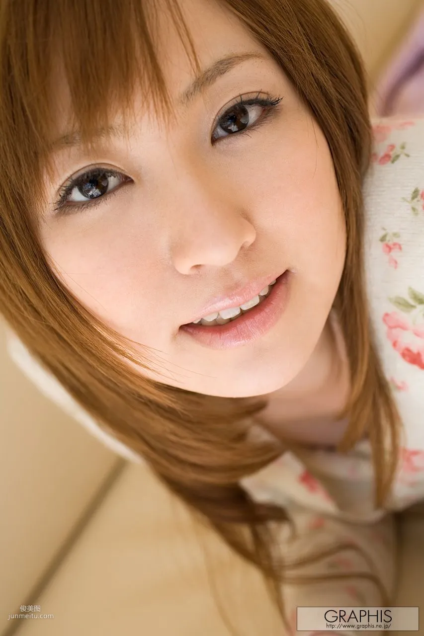 中居みゆ/中居美優 [Graphis] First Gravure 初脫ぎ娘 寫真集 36
