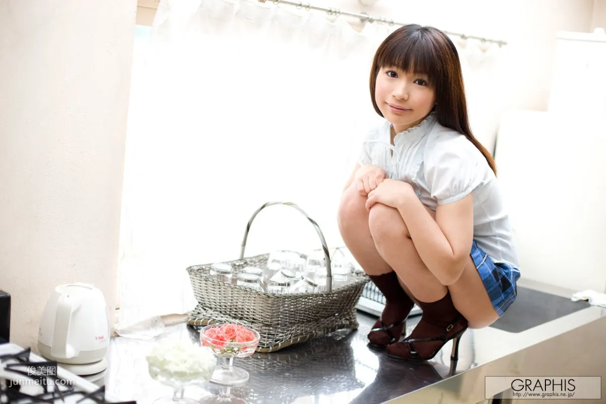 Hitomi Tsuji 辻仁美 [Graphis] First Gravure 初脫ぎ娘 寫真集 2