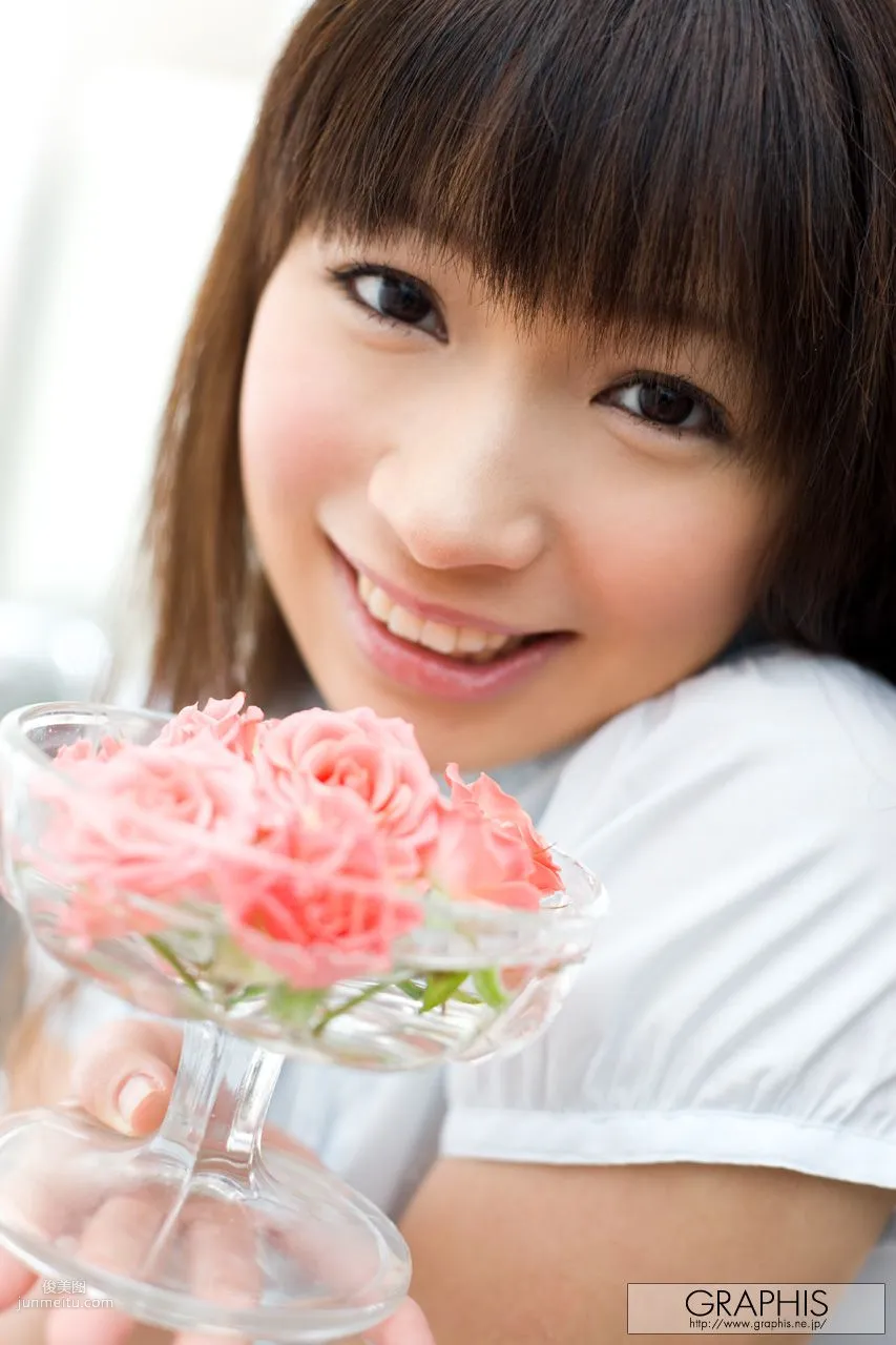 Hitomi Tsuji 辻仁美 [Graphis] First Gravure 初脫ぎ娘 寫真集 3