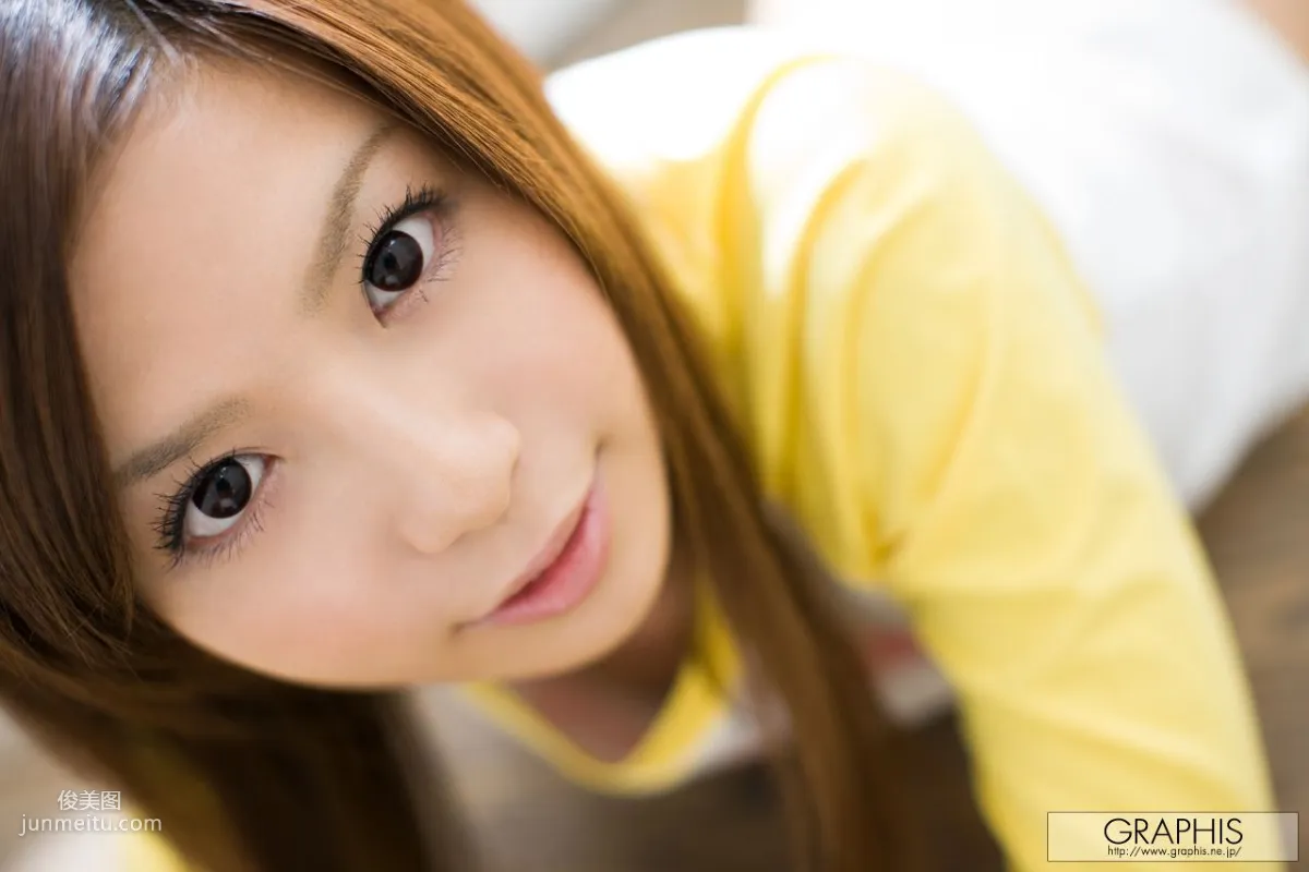Riri Kuribayashi 栗林裡莉 [Graphis] First Gravure 初脫ぎ娘 寫真集 11