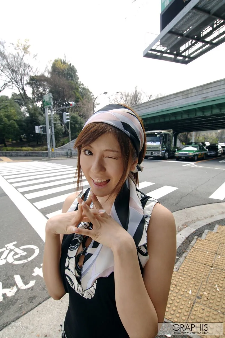 麻美ゆま《Element Crystal》 [Graphis] Gals 写真集3