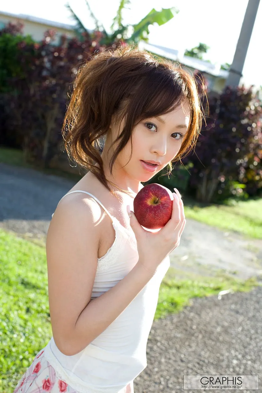 吉原ミィナ/吉原美那 [Graphis] First Gravure 初脫ぎ娘 寫真集 2