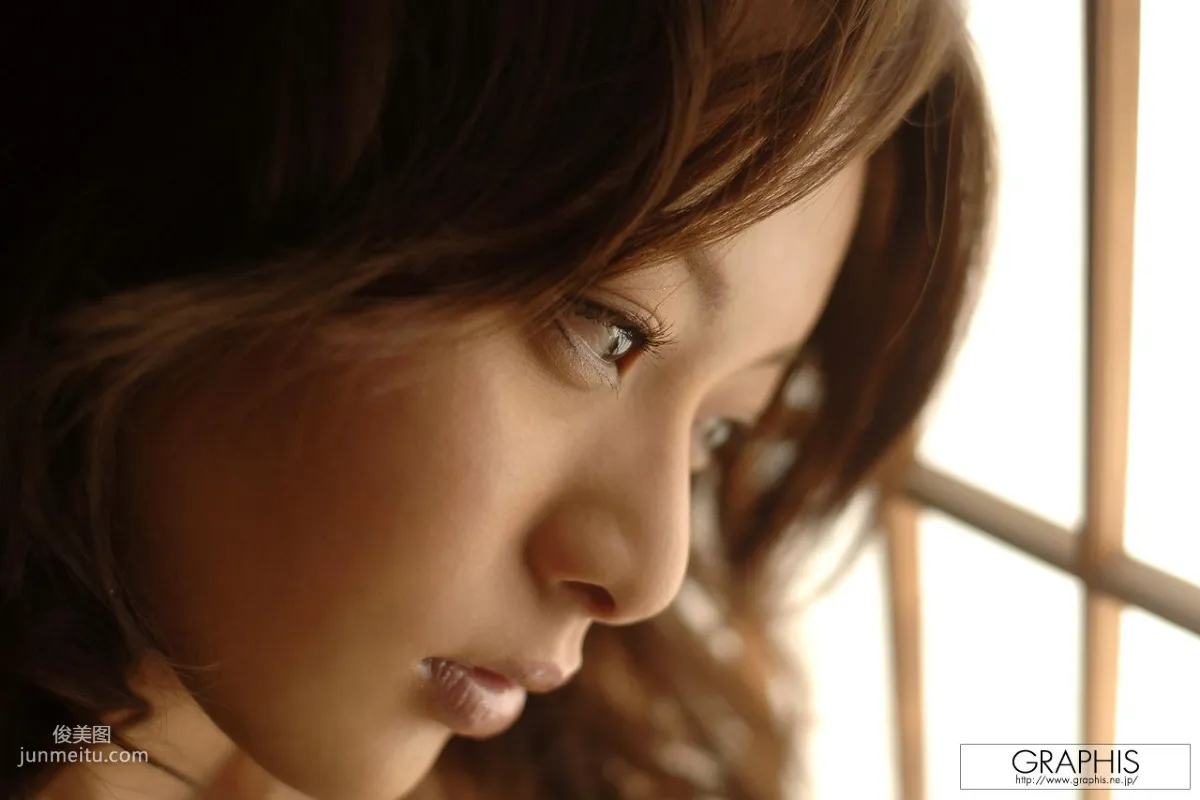 Koisaya 戀小夜 [Graphis] First Gravure 初脫ぎ娘 寫真集 28