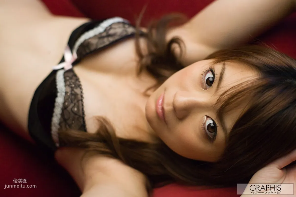 Mayuka Akimoto 秋元まゆ花 [Graphis] First Gravure 初脫ぎ娘 寫真集 50