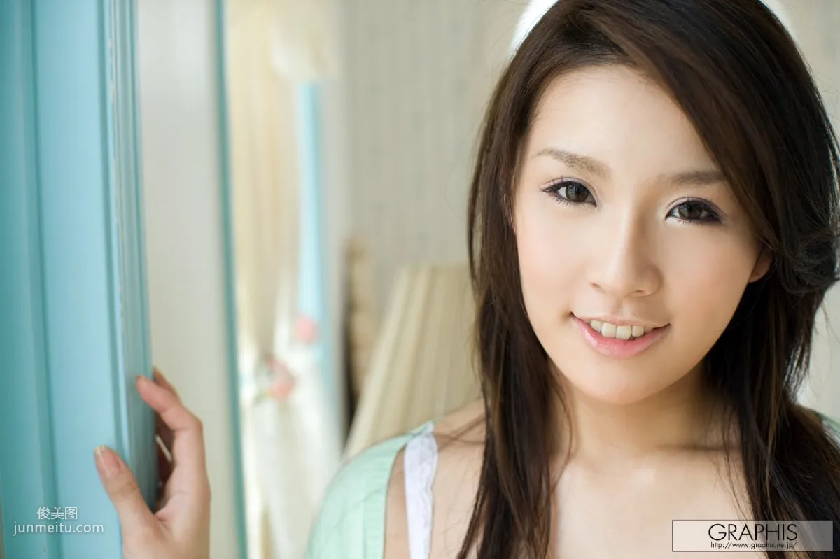 Rinka Aiuchi 愛内梨花 [Graphis] First Gravure 初脫ぎ娘 寫真集 2