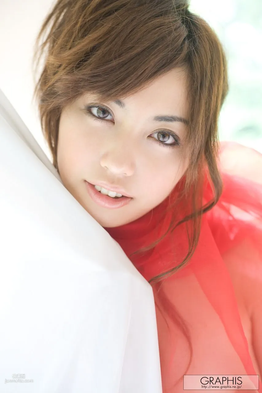 橫山美雪《White Snow》 [Graphis] Gals 寫真集 12