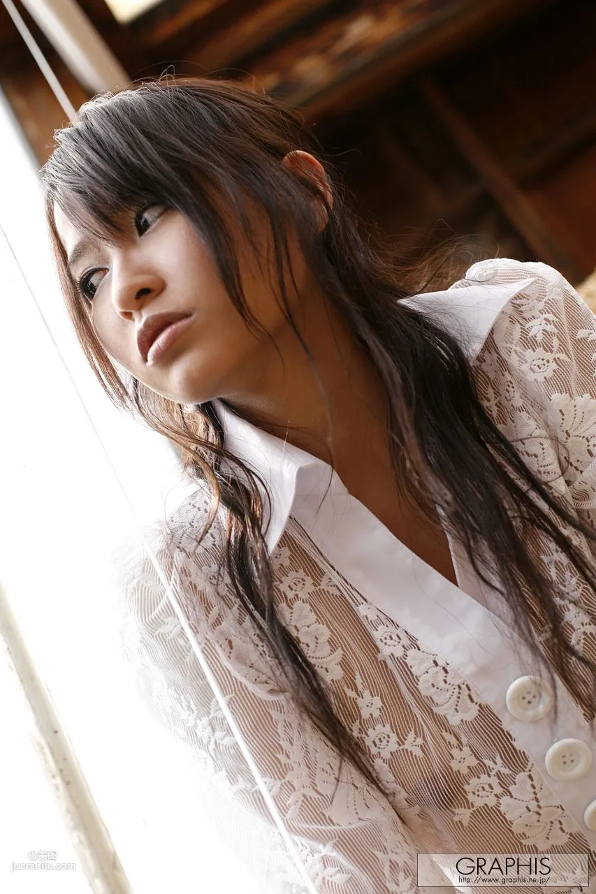 Nurie Mika 美花ぬりぇ [Graphis] First Gravure 初脫ぎ娘 寫真集 24