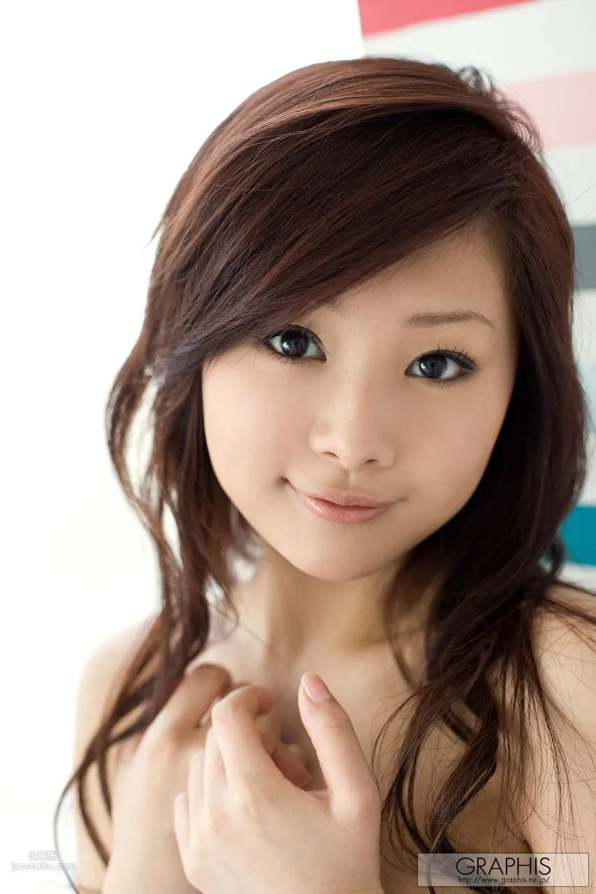 Suzuka Ishikawa 石川鈴華 [Graphis] First Gravure 初脫ぎ娘 寫真集 23