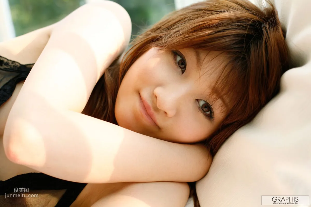 Mami Shimomura 下村麻実 《Brilliant》 [Graphis] Gals 寫真集 36